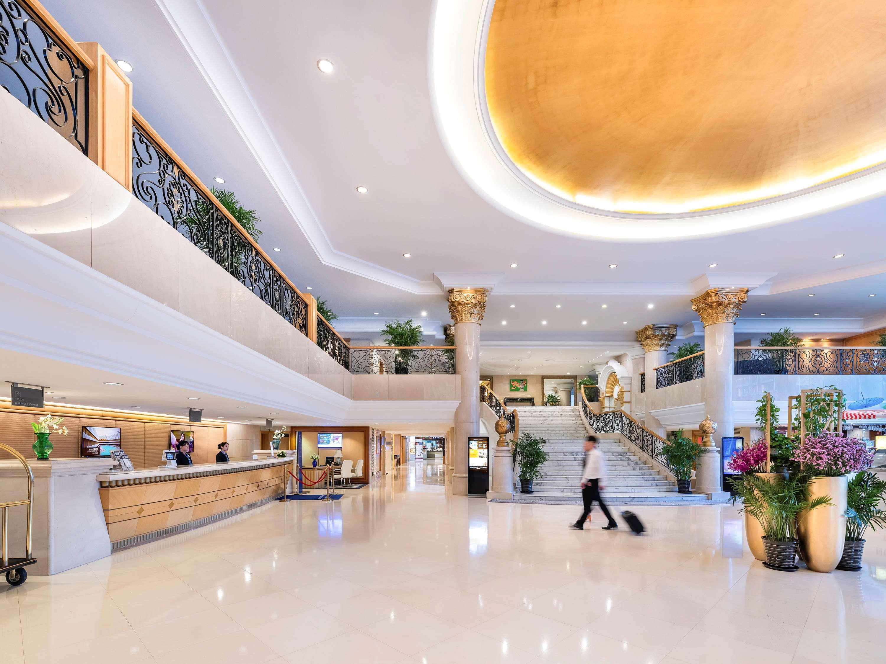 Hotel Novotel Peace 4*