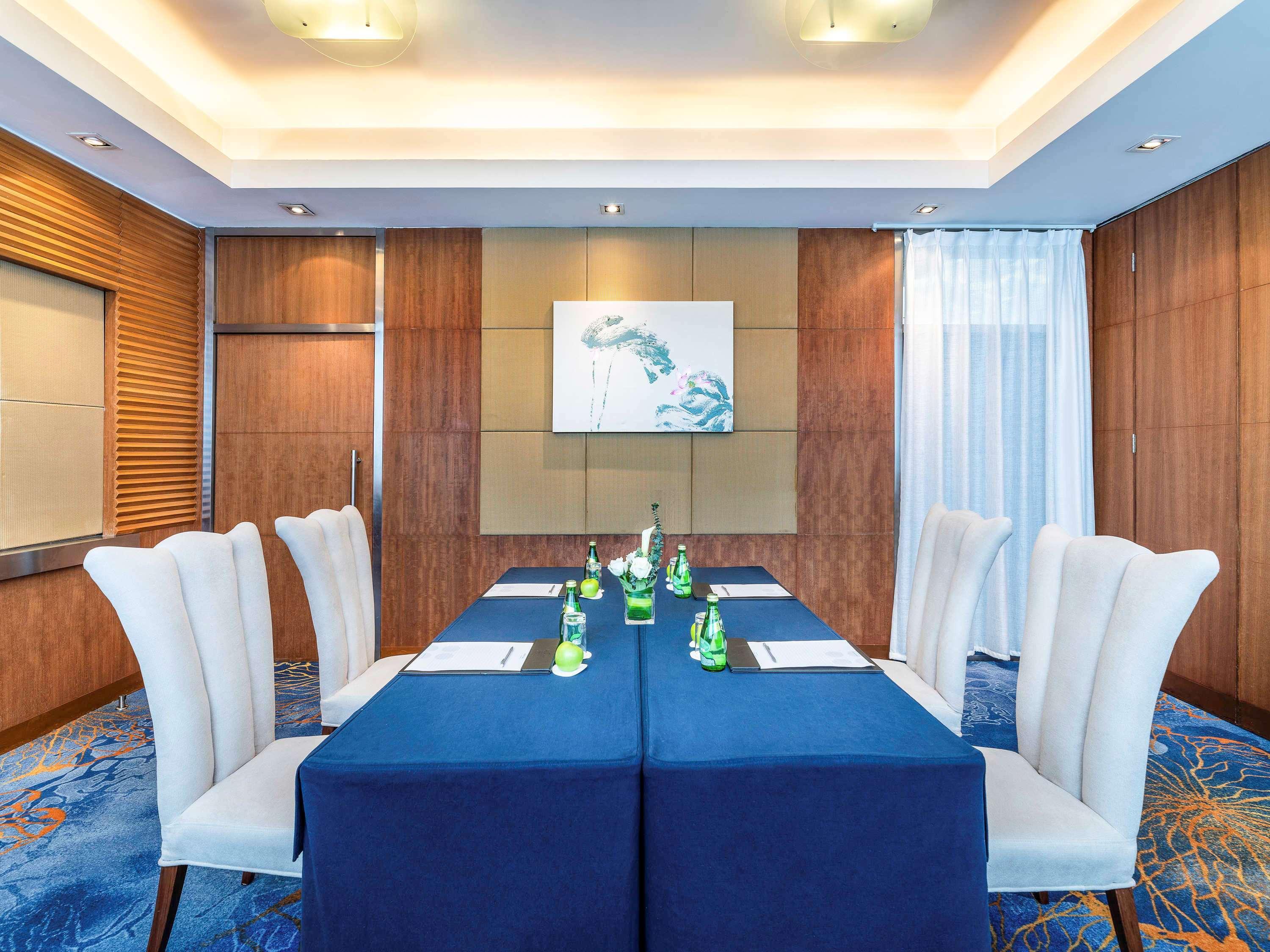 Novotel Peace Hotel